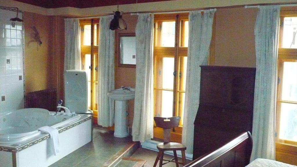 L'Intendant Quebeque Quarto foto